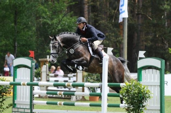 Lord Fantastic en Laspari winnen overtuigend